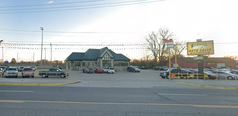 Aunt Ninas Drive-In - Street View Of Car Lot There As Of 2025 (newer photo)
